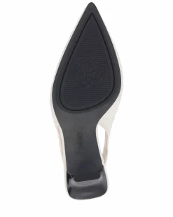 Baneet Slingback Pump