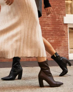 Beetrice Bootie