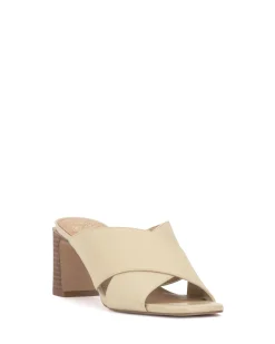 Hemila Mule
