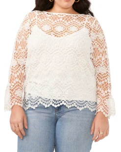 Plus-Size Open-Weave Floral Lace Cropped Blouse