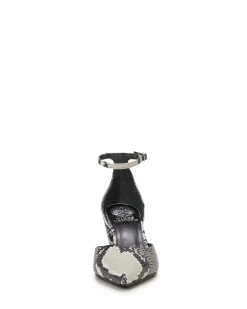 Sorenn Sandal