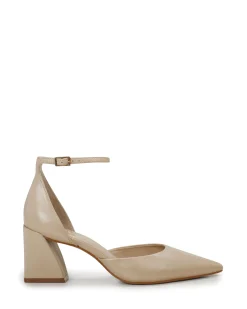 Sorenn Sandal