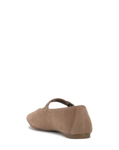 Vinica Mary Jane Flat
